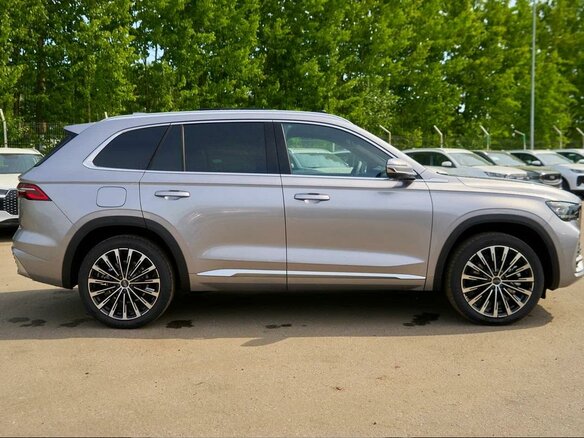 2026 Geely Monjaro, серебристый - вид 3