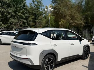 2026 Aion Y Plus 58.9 kWh, белый, 2180000 рублей, вид 4