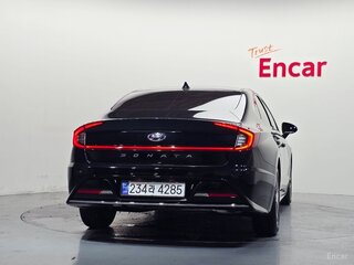 2022 Hyundai Sonata VIII (DN8), чёрный, 1980000 рублей, вид 4