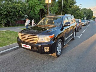 2013 Toyota Land Cruiser 200 Series Рестайлинг 1, чёрный, 3700000 рублей, вид 4