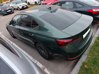 2021 Skoda Octavia IV (A8), зелёный, 2600000 рублей, вид 5