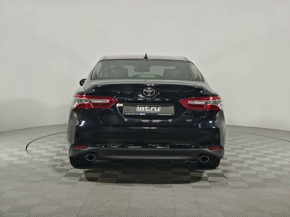 2019 Toyota Camry VIII (XV70), чёрный, 2689000 рублей - вид 3