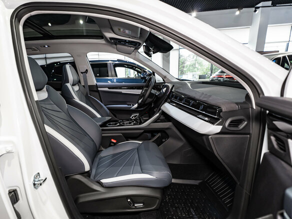 2026 Geely Atlas II, белый - вид 10