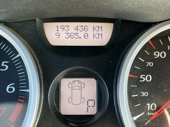 2007 Renault Megane II Рестайлинг, серый, 340000 рублей - вид 9