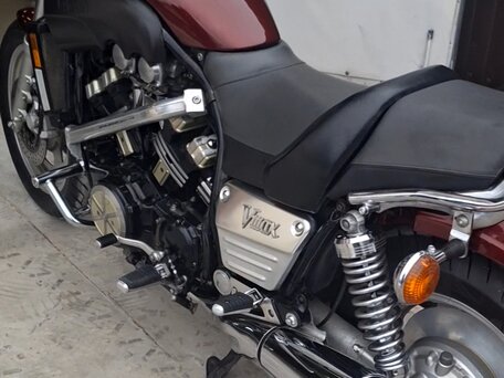 1993 Yamaha V-Max 1200, красный, 600000 рублей, вид 2