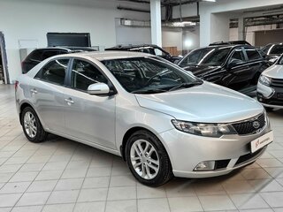 2011 Kia Cerato 6-speed II, серебристый, 859000 рублей, вид 2