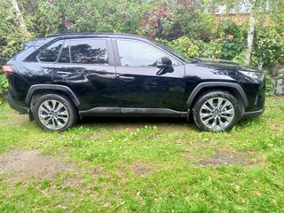 2019 Toyota RAV4 V (XA50), чёрный, 3230000 рублей, вид 2