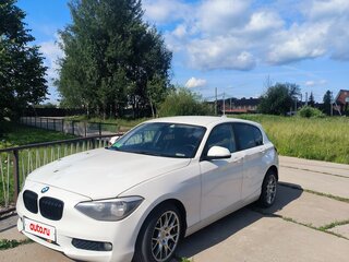 2013 BMW 1 серии 116i II (F20/F21), белый, 900000 рублей, вид 3