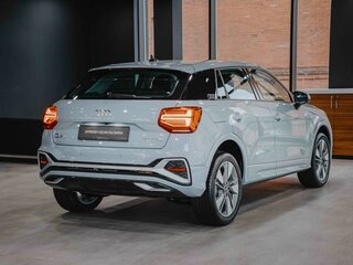 2026 Audi Q2 L 35 TFSI I Рестайлинг, серый, 3890000 рублей, вид 5