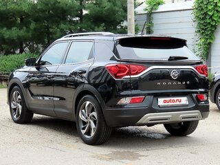 2021 SsangYong Tivoli I Рестайлинг, чёрный, 1650777 рублей, вид 3