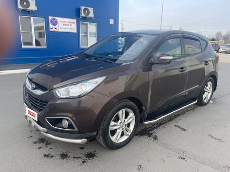2013 Hyundai ix35 I Рестайлинг, коричневый, 998000 рублей, вид 1
