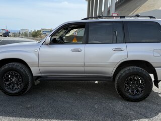 2002 Toyota Land Cruiser 100 Series Рестайлинг 1, серый, 2000000 рублей, вид 4