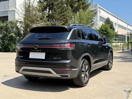 2023 Volkswagen Tayron I Рестайлинг, серый, 2750000 рублей, вид 4