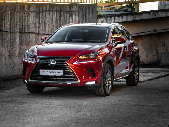 2020 Lexus NX 300 I Рестайлинг, красный