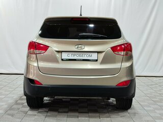 2010 Hyundai ix35 I, бежевый, 950000 рублей, вид 5