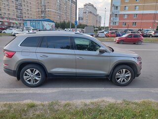 2018 Skoda Kodiaq I, бежевый, 2650000 рублей, вид 3