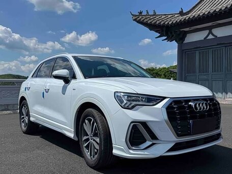 Audi Q3 II (F3)
