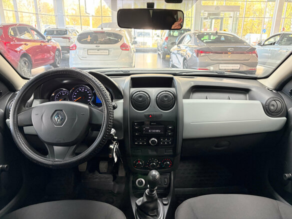 2018 Renault Duster I Рестайлинг, белый, 1244000 рублей - вид 12