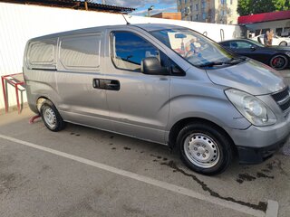 2012 Hyundai H-1 II, серый, 1000000 рублей, вид 3