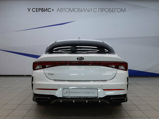 2020 Kia K5 III, белый, 2539000 рублей, вид 4
