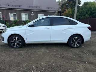 2023 Lada (ВАЗ) Vesta I Рестайлинг (NG), белый, 1350000 рублей, вид 4