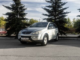 2008 SsangYong Kyron I Рестайлинг, серебристый, 620000 рублей, вид 3