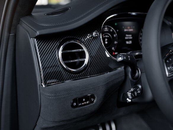 2025 Bentley Bentayga Speed I Рестайлинг, серый, 45500000 рублей - вид 20
