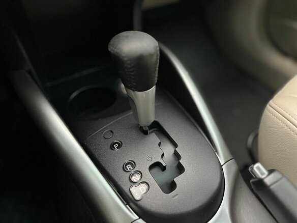 2008 Mitsubishi Outlander II, бежевый - вид 17