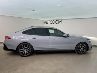2025 BMW 5 серии 523d xDrive VIII (G60/G61/G68), серый, 9030000 рублей, вид 5