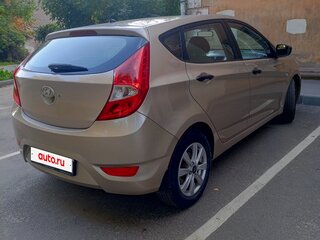 2012 Hyundai Solaris I, серый, 680000 рублей, вид 4