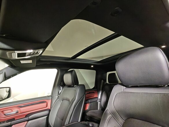2022 Ram 1500 Crew Cab V, белый, 7249000 рублей - вид 28
