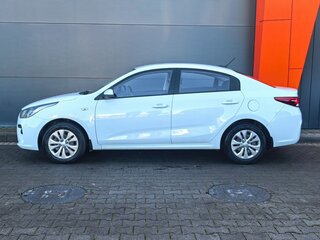 2017 Kia Rio IV, белый, 1359000 рублей, вид 2