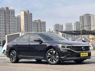 2022 Volkswagen Passat B8 Рестайлинг, чёрный, 1555777 рублей, вид 1
