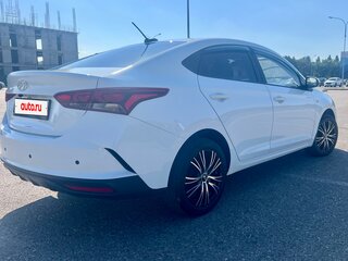 2020 Hyundai Solaris II, белый, 1700000 рублей, вид 4