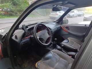 2004 Chevrolet Niva I, серый, 350000 рублей, вид 5