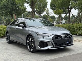 2023 Audi A3 35 TFSI Long IV (8Y), серебристый, 1890052 рублей, вид 3
