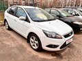 2010 Ford Focus II Рестайлинг, чёрный, 480000 рублей - вид 2