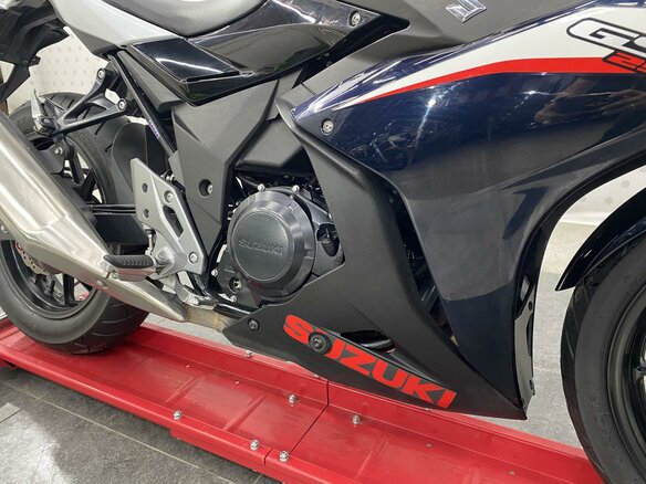 2018 Suzuki GSX 250 R, чёрный, 389000 рублей - вид 17