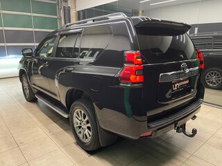 2019 Toyota Land Cruiser Prado 150 Series Рестайлинг 2, чёрный, 4600000 рублей, вид 4