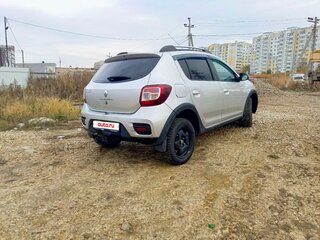 2016 Renault Sandero Stepway II, серый, 699000 рублей, вид 3