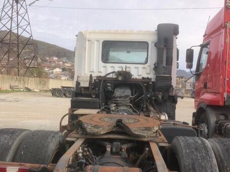 2013 Hyundai HD450/500/700, белый, 400000 рублей, вид 3