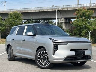 2026 IM Motors (Zhiji) LS8, серебристый, 6450000 рублей, вид 3