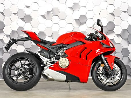 2020 Ducati Panigale V4, красный, 2499000 рублей, вид 3