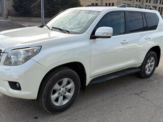 2013 Toyota Land Cruiser Prado 150 Series, белый, 2650000 рублей, вид 1