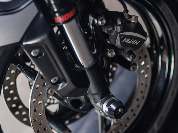 2021 Triumph Trident 660, чёрный - вид 8