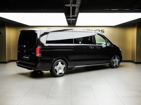 2026 Mercedes-Benz V-Класс Extra Long 300 d экстра длинный III (W447) Рестайлинг 2, чёрный, 14620000 рублей, вид 3
