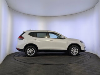 2020 Nissan X-Trail III Рестайлинг, белый, 2425000 рублей, вид 4