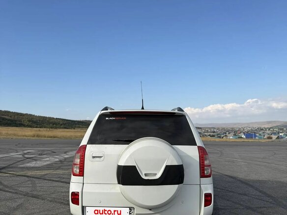 2013 Chery Tiggo (T11) I Рестайлинг (FL), белый - вид 2
