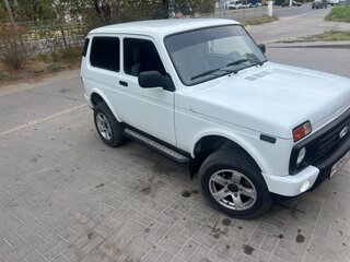 2019 Lada (ВАЗ) 2121 (4x4) Urban I Рестайлинг, белый, 690000 рублей, вид 2
