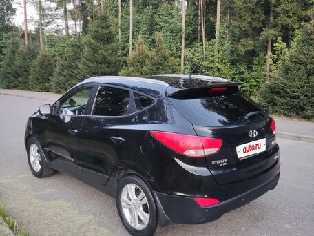 2012 Hyundai ix35 I, чёрный, 890000 рублей, вид 4
